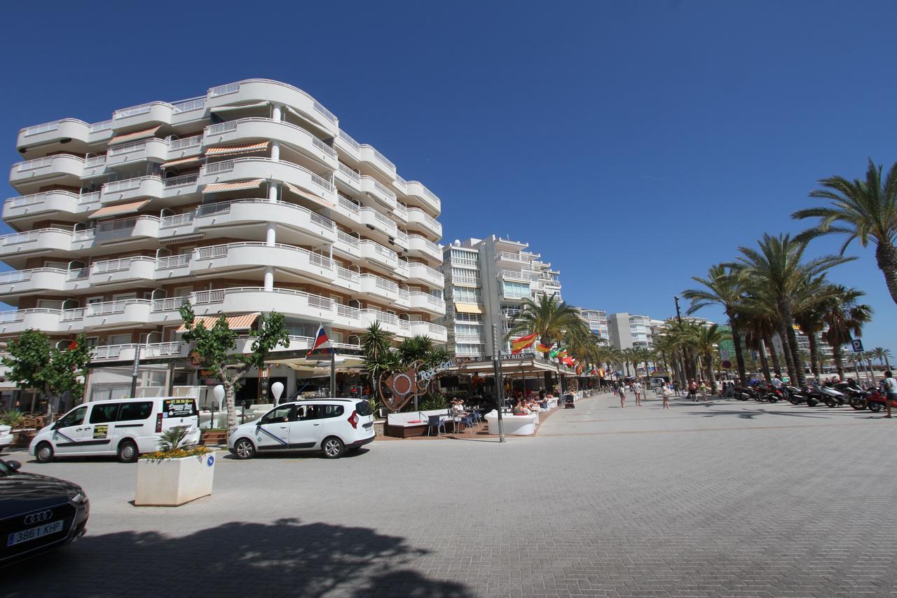 For A Stay Santillana Plaza Salou Exterior foto